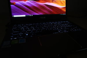 ASUS ZenBook UX331UN Tastaturbeleuchtung