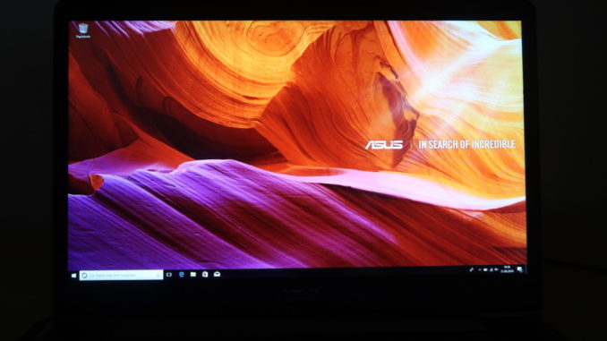 ASUS ZenBook UX331UN Display